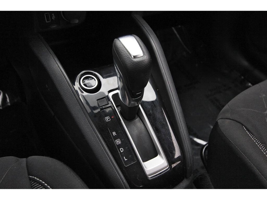 Used 2020 Nissan Kicks S image 27