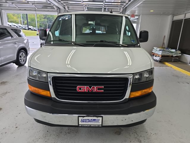 Certified 2025 GMC Savana 3500 LT w/ LT Preferred Equipment Group RWD image 13