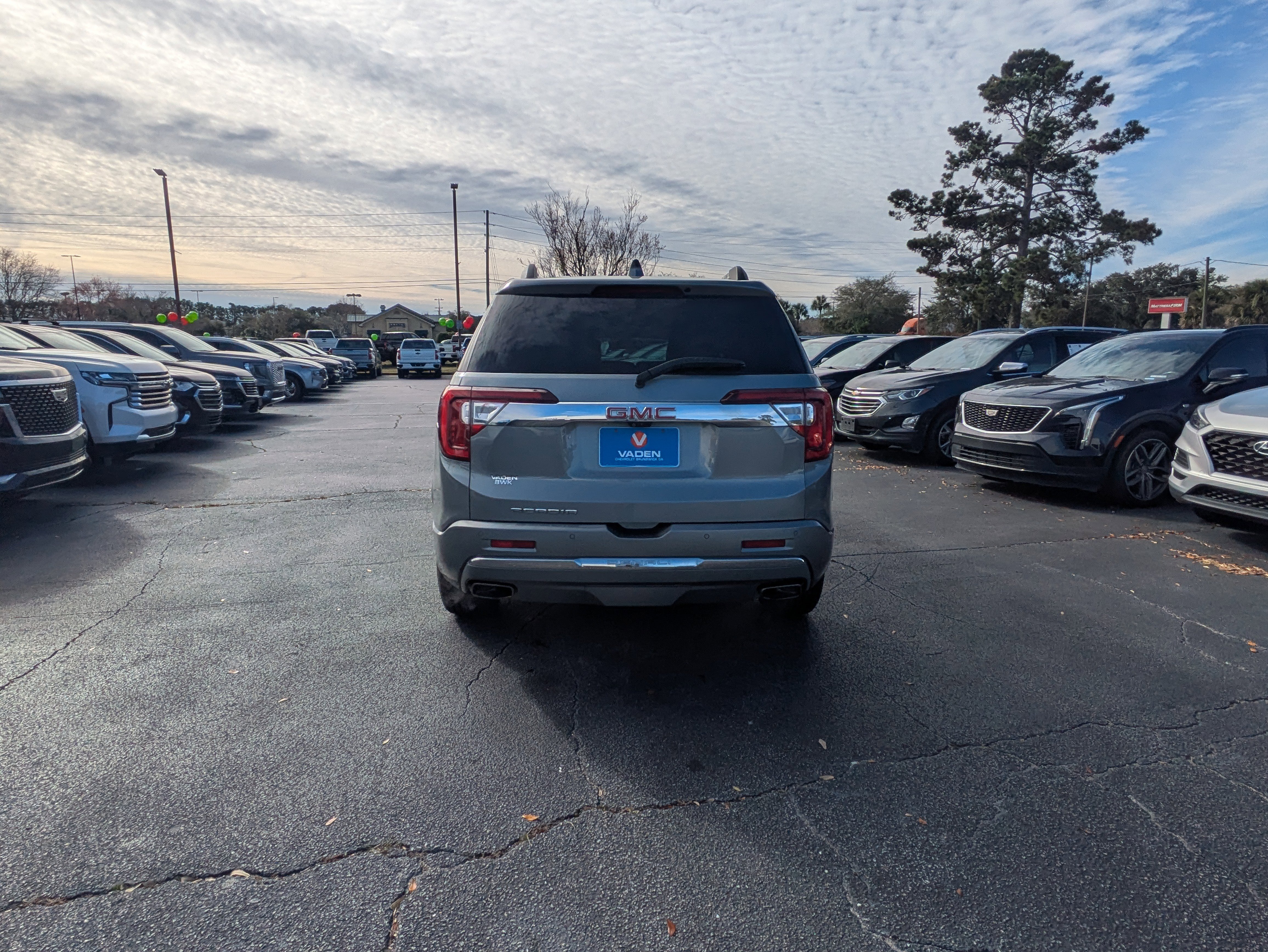 Used 2023 GMC Acadia Denali w/ Denali Ultimate Package image 29