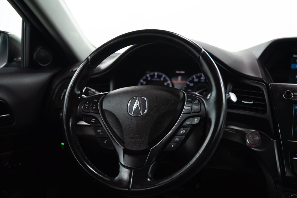 Used 2020 Acura ILX w/ Premium Package FWD image 17