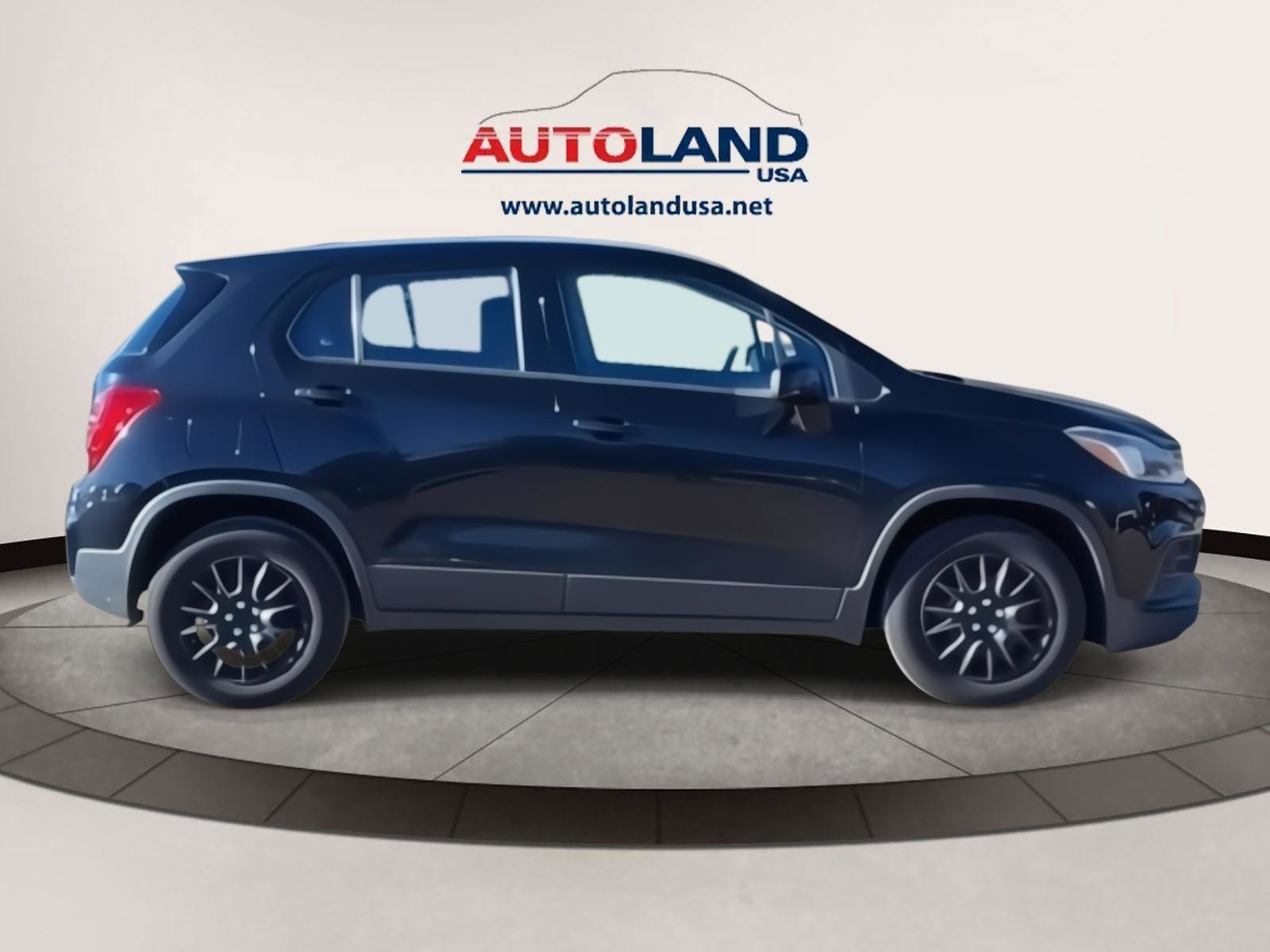 Used 2018 Chevrolet Trax LS FWD image 4