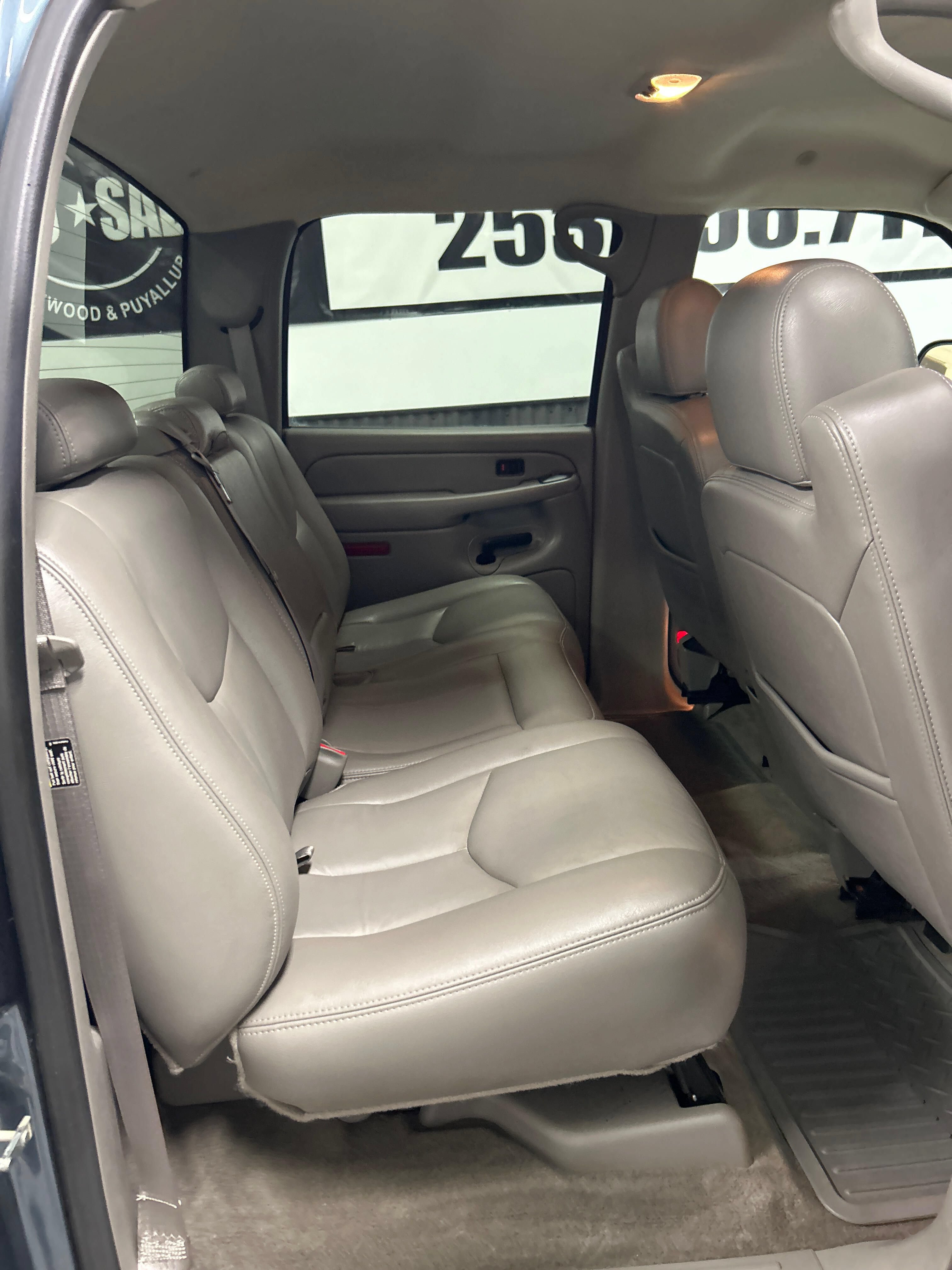 Used 2006 GMC Sierra 1500 SLT w/ Onstar Plus Package RWD image 10