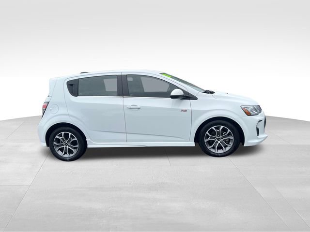 Used 2018 Chevrolet Sonic LT w/ Convenience Package image 4
