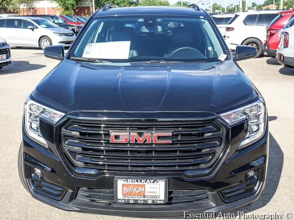 Certified 2023 GMC Terrain SLT w/ Elevation Edition AWD/4WD image 6