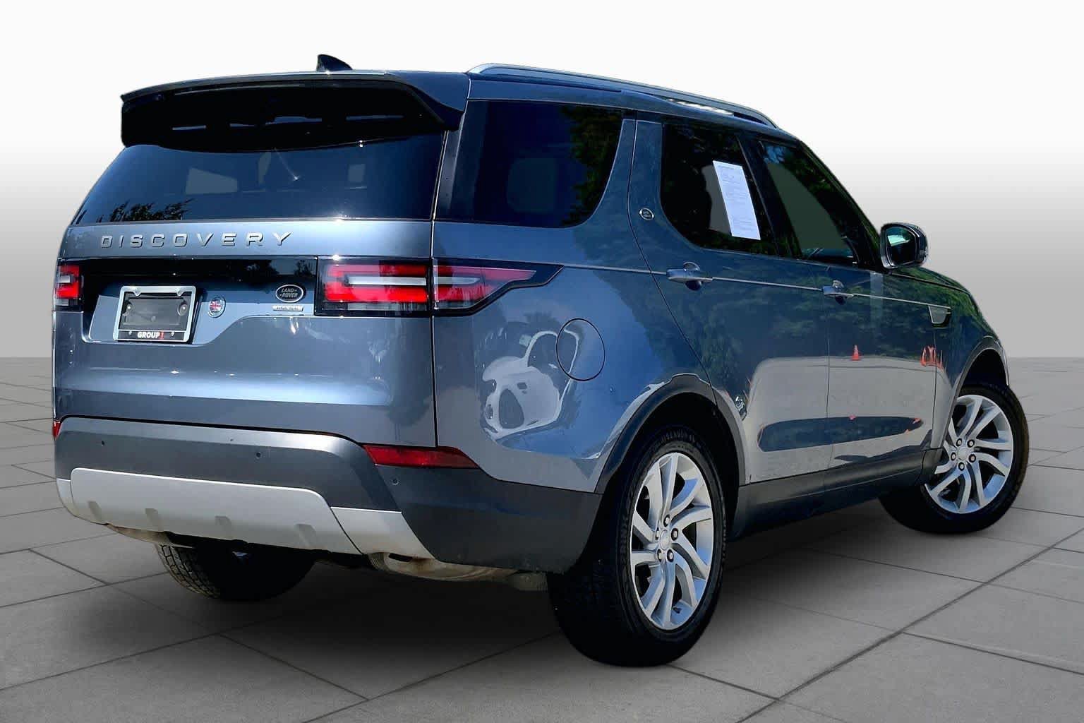 Used 2018 Land Rover Discovery HSE AWD/4WD image 13