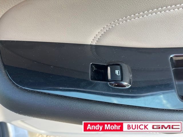 Used 2017 Ford Edge Titanium w/ Technology Package FWD image 40