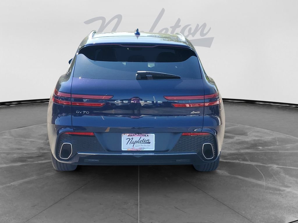 Used 2024 Genesis GV70 2.5T w/ Advanced Package AWD/4WD image 7