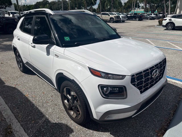 Used 2022 Hyundai Venue Limited w/ Cargo Package