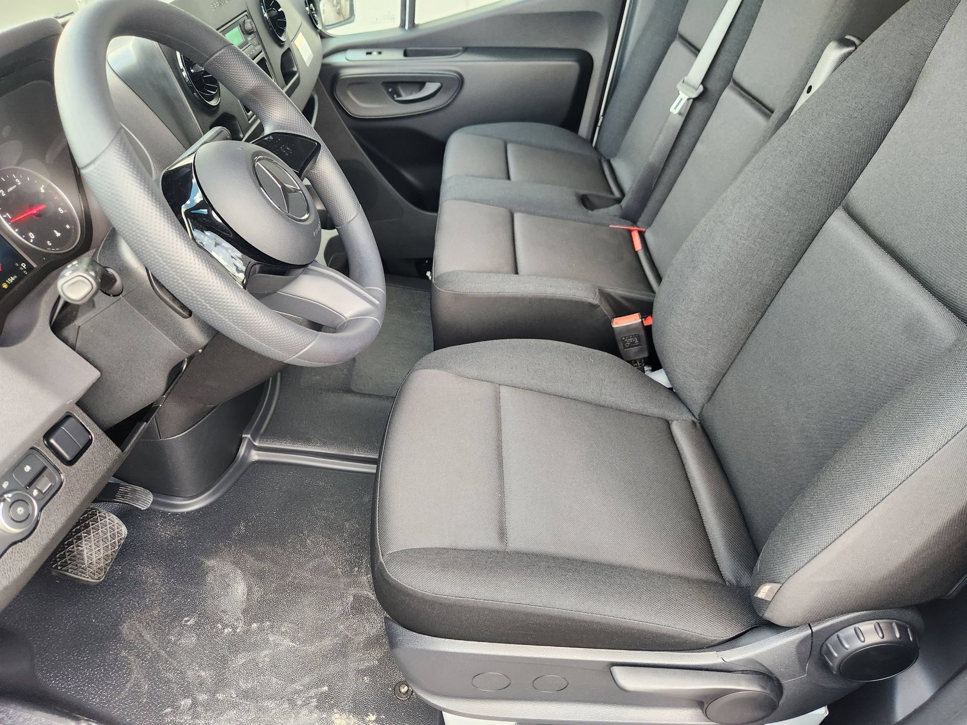 New 2026 Mercedes-Benz Sprinter 2500 image 2
