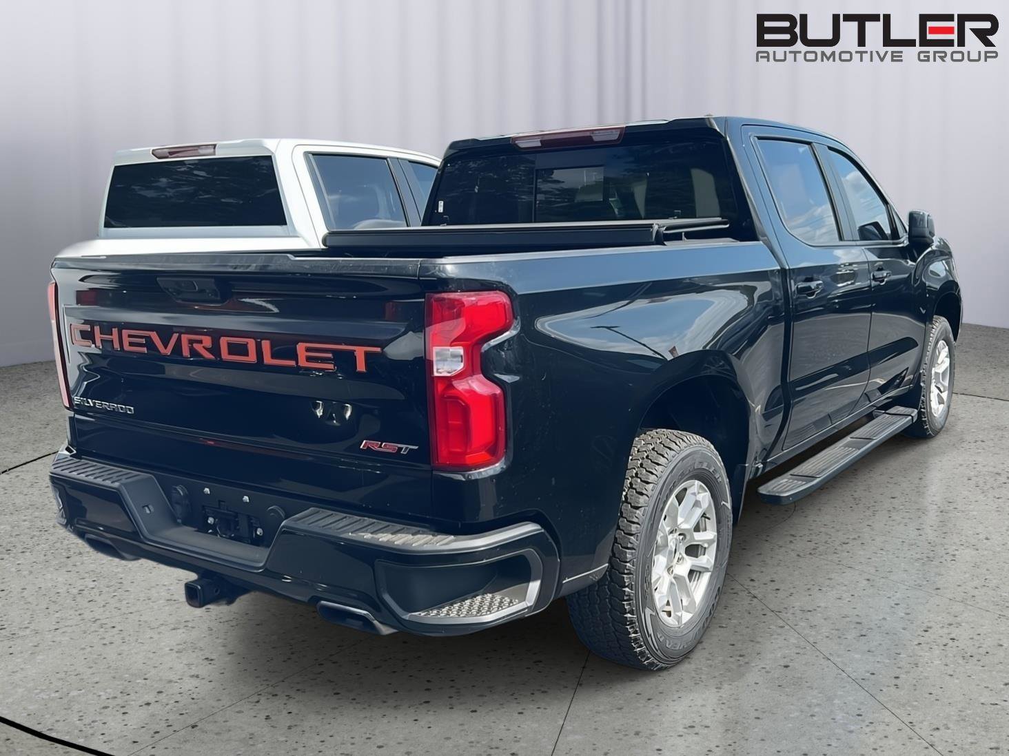 Used 2023 Chevrolet Silverado 1500 RST w/ Convenience Package II image 8