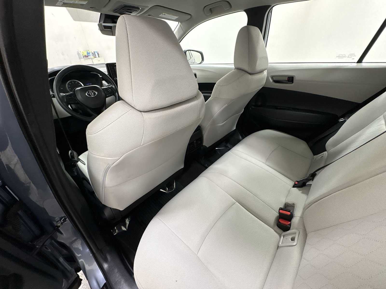 Certified 2022 Toyota Corolla Cross L AWD/4WD image 25