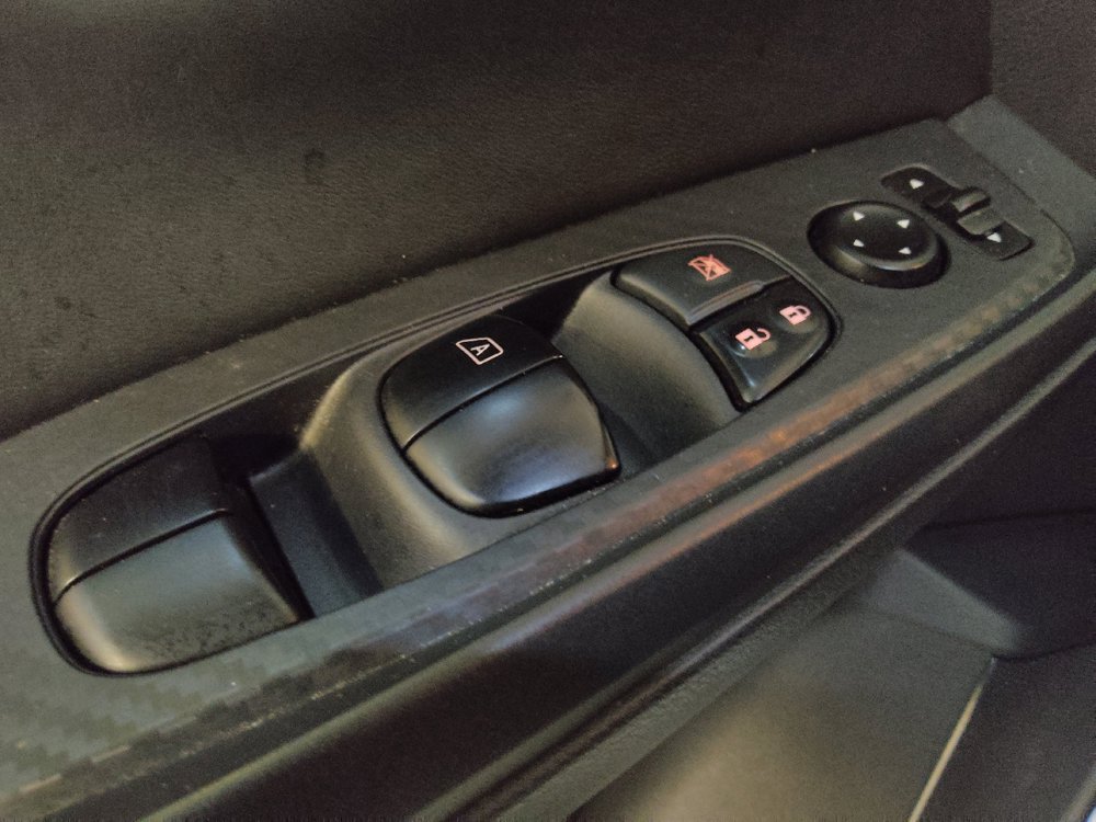 Used 2024 Nissan Sentra S FWD image 27