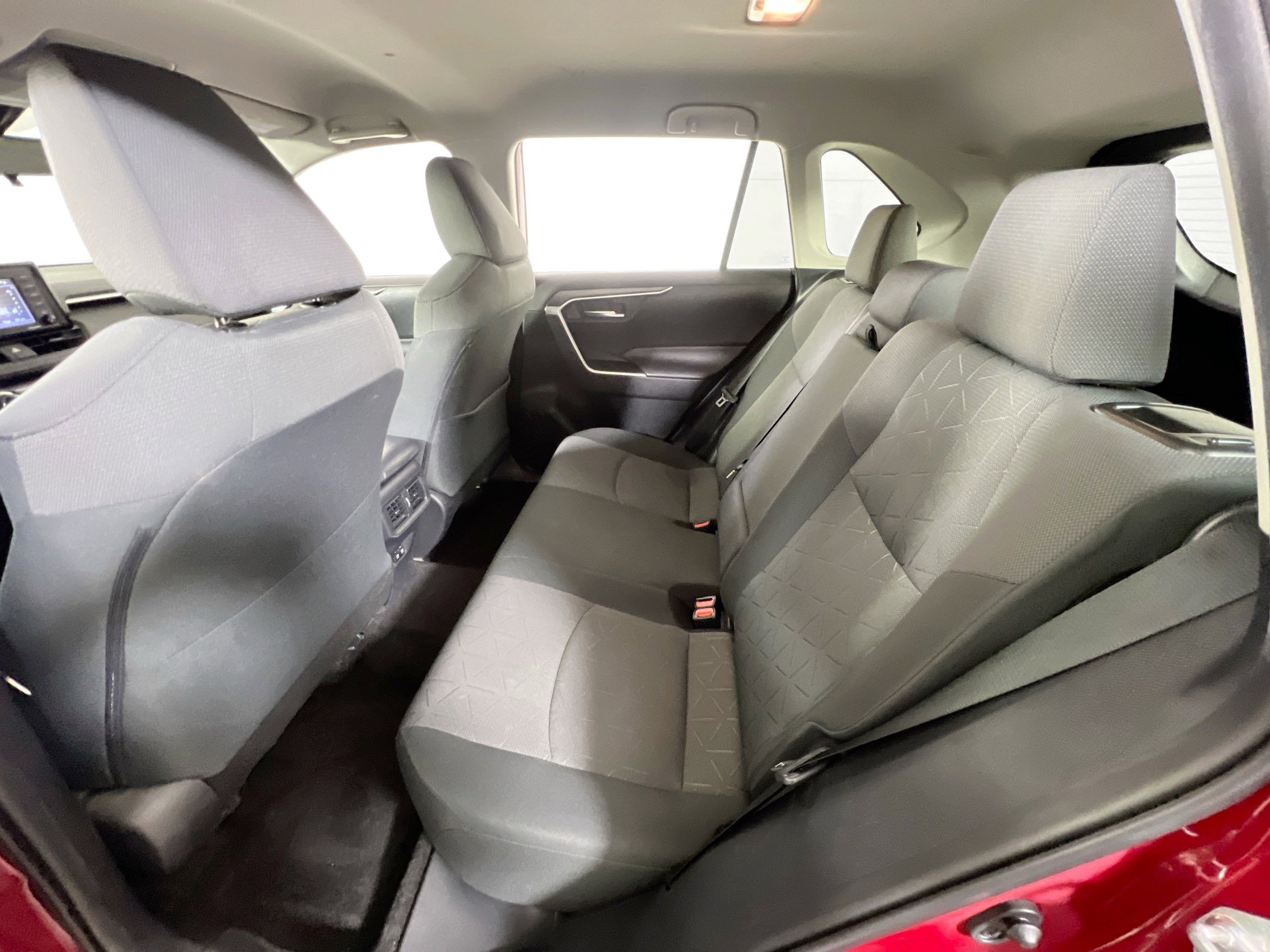 Used 2020 Toyota RAV4 XLE w/ All Weather Liner Package image 22