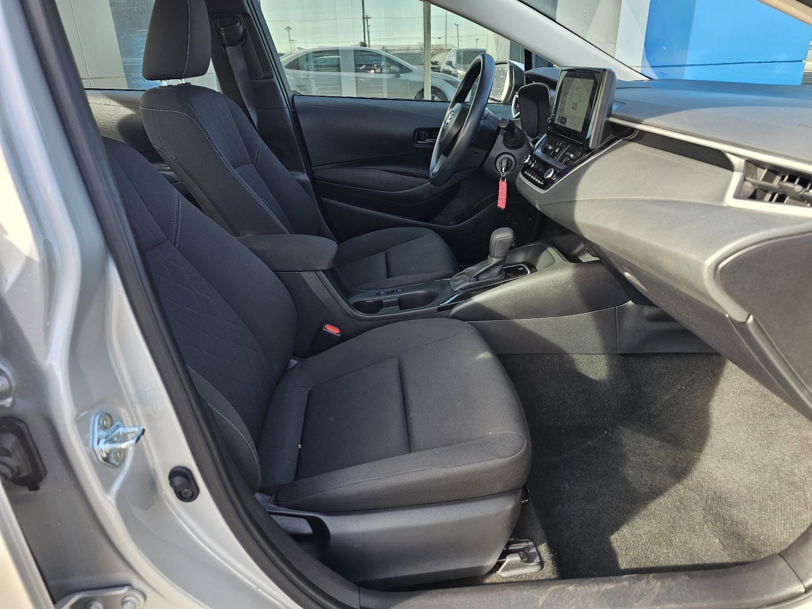 Used 2025 Toyota Corolla LE image 10