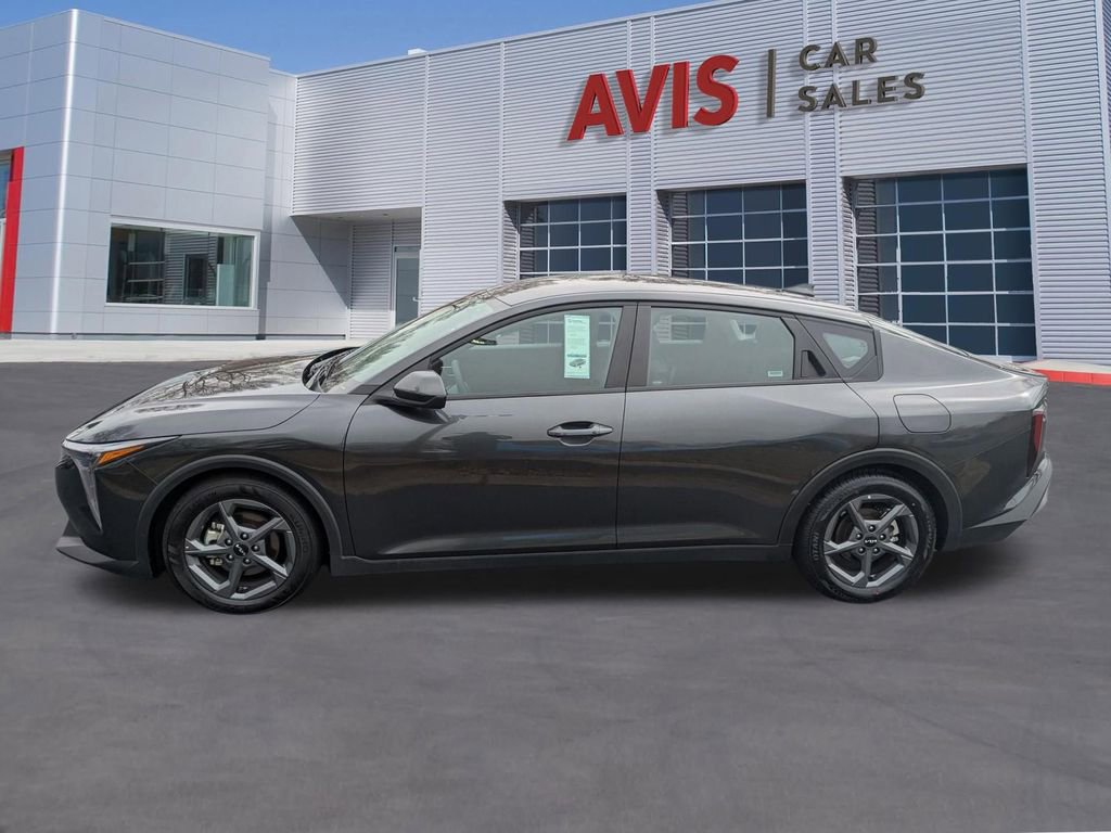 Used 2025 Kia K4 LXS image 43