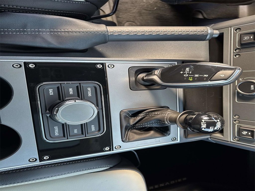 Used 2024 INEOS Grenadier Fieldmaster Edition image 26