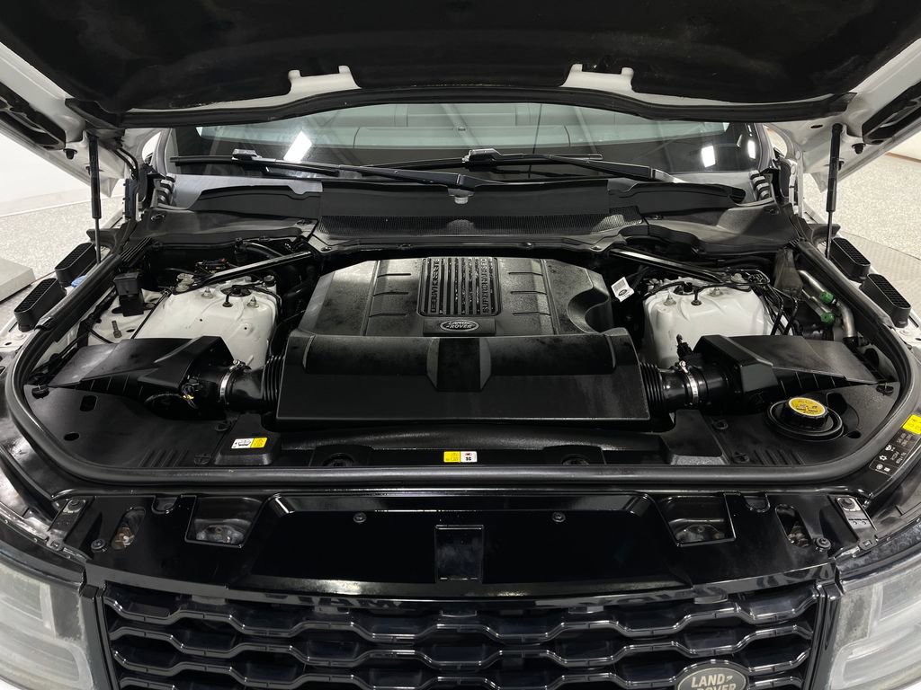 Used 2018 Land Rover Range Rover Sport HSE Dynamic image 28