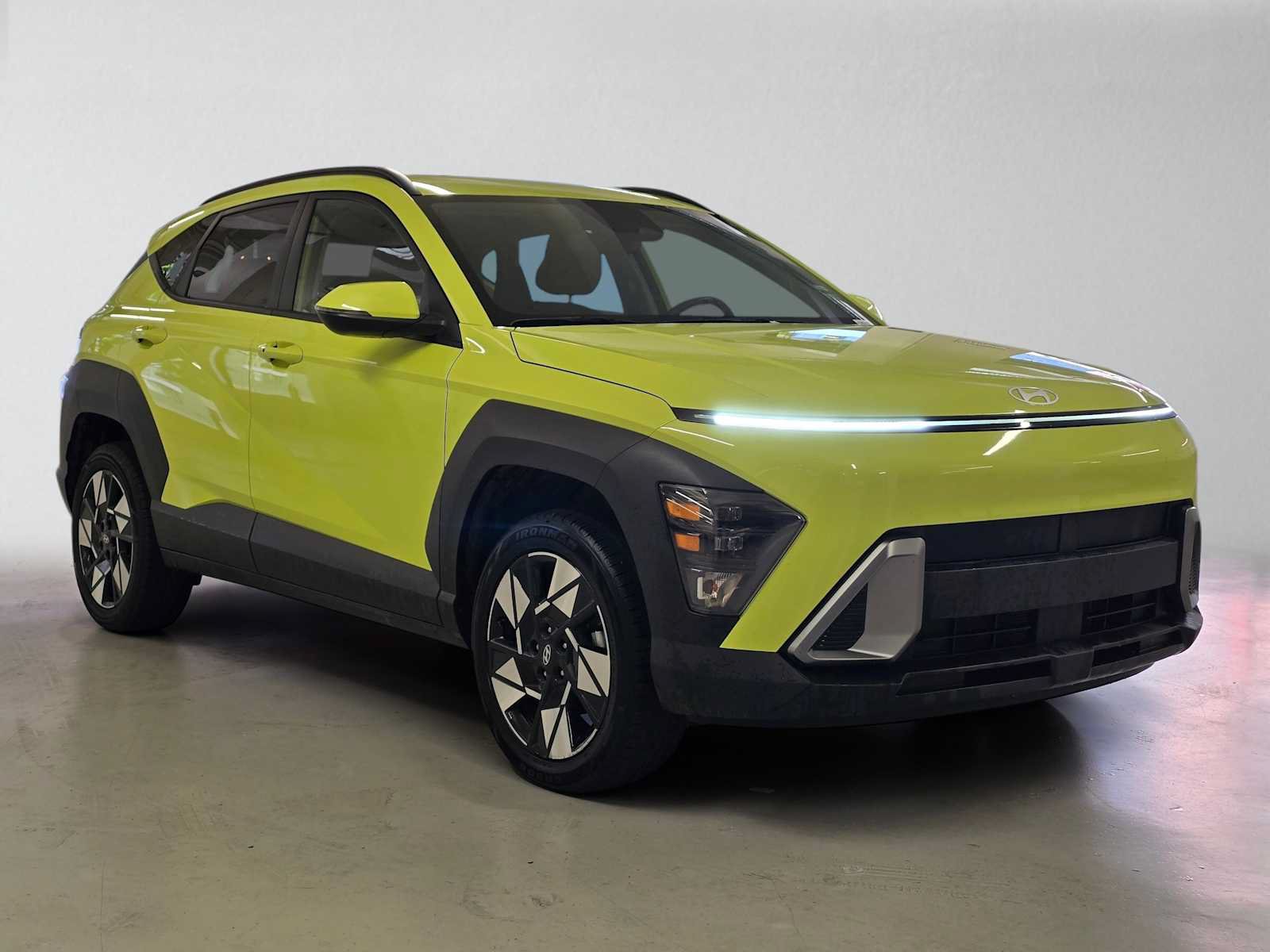 Used 2025 Hyundai Kona SEL AWD/4WD image 7