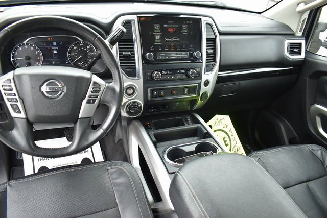 Used 2021 Nissan Titan SV w/ SV Convenience Package image 19