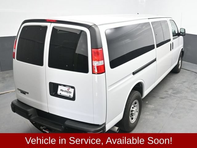 Used 2024 Chevrolet Express 3500 LS RWD image 30
