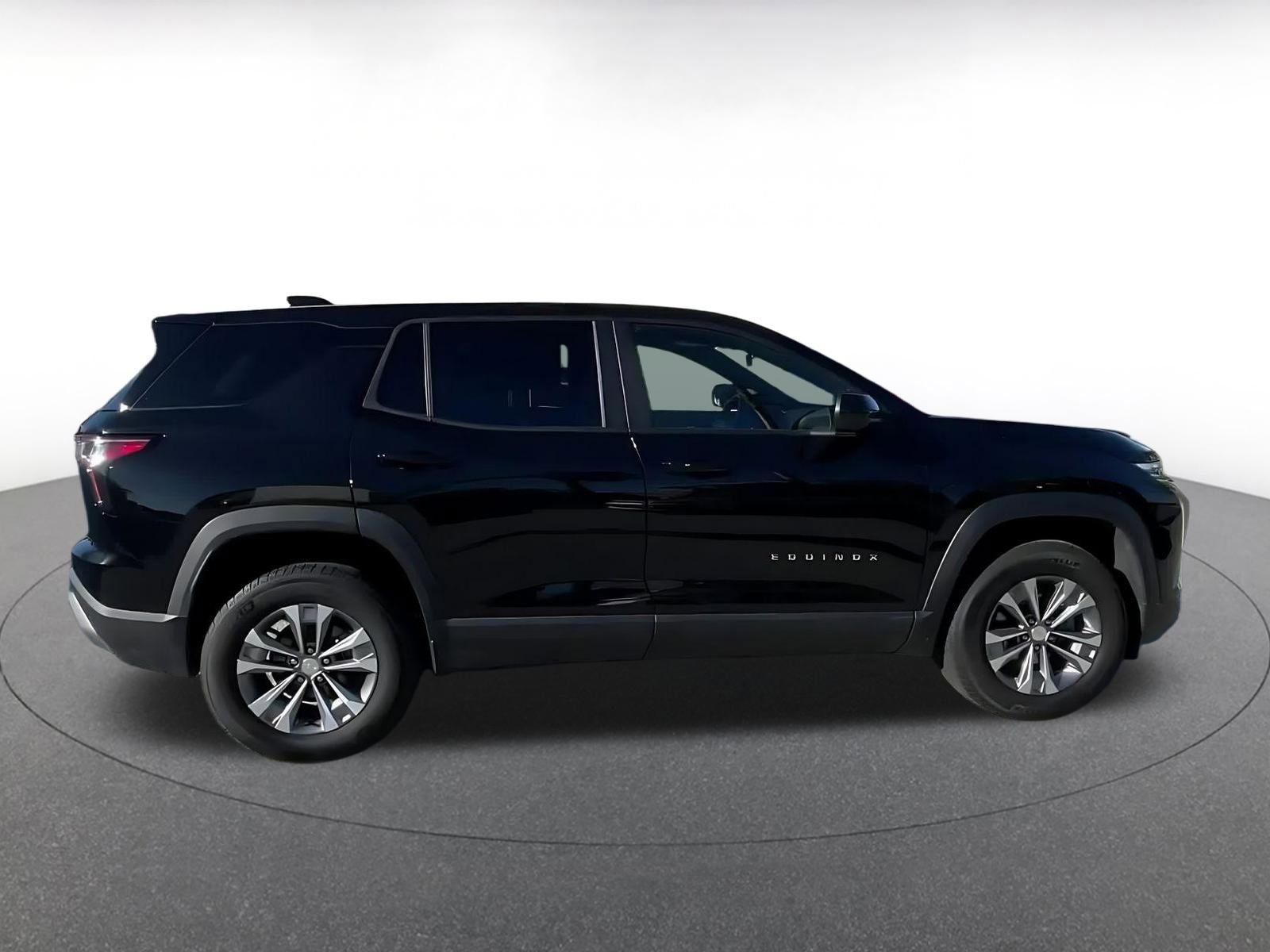 Used 2025 Chevrolet Equinox LT image 16