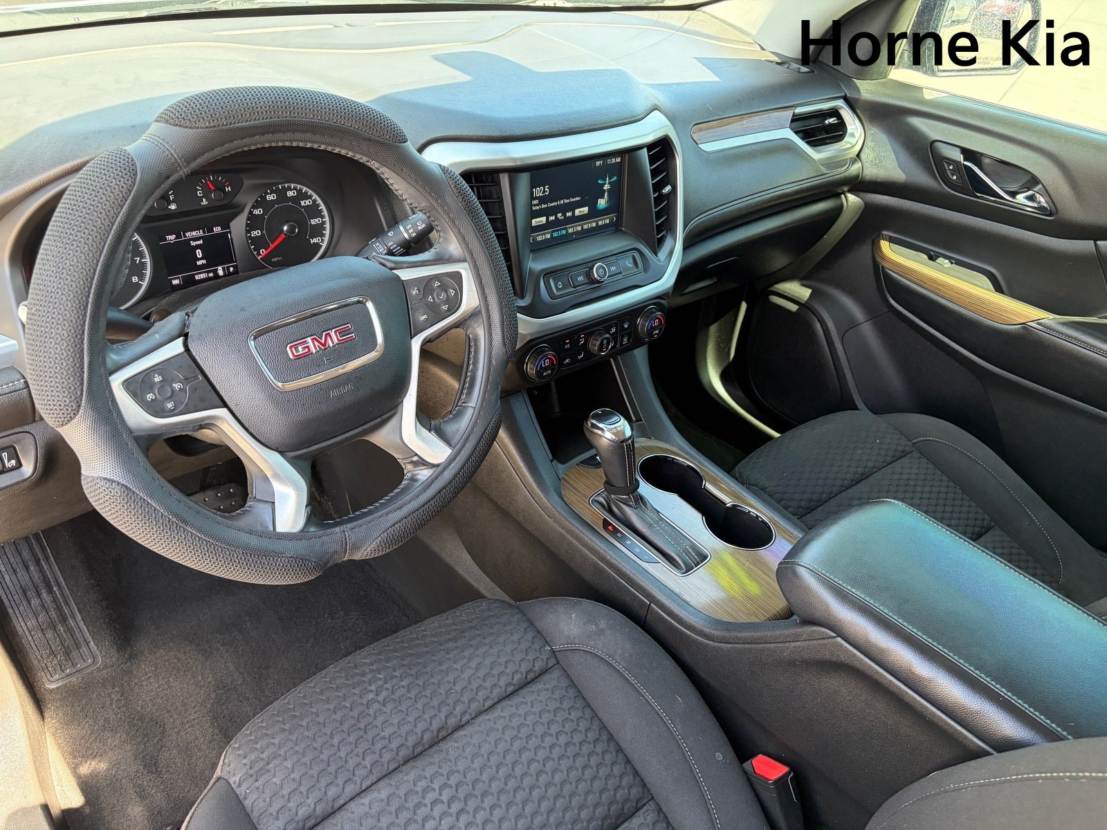 Used 2018 GMC Acadia SLE FWD image 15