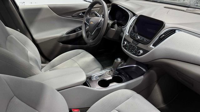 Used 2020 Chevrolet Malibu LT image 13