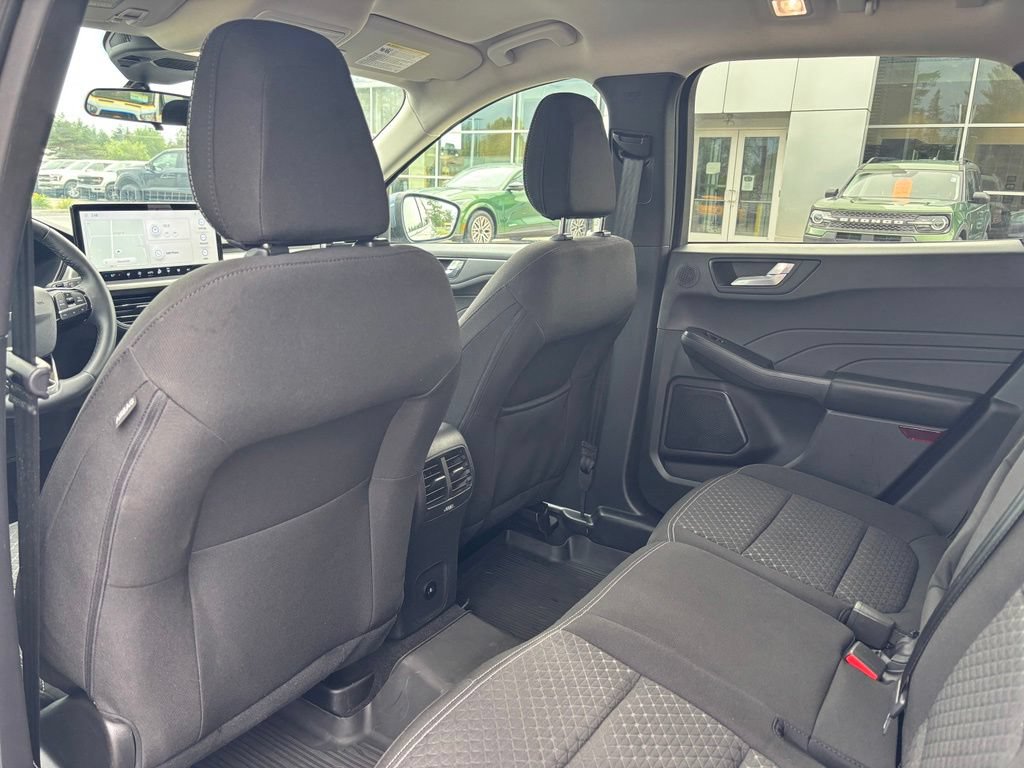 Used 2023 Ford Escape Active w/ Tech Pack #2 AWD/4WD image 15