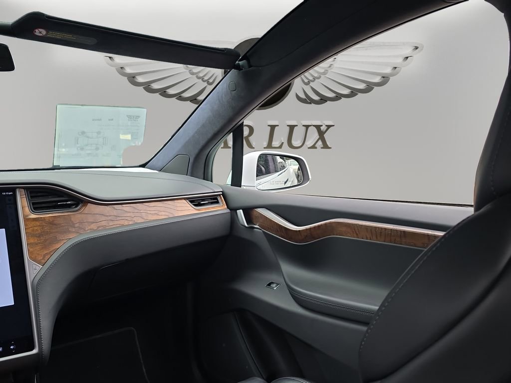 Used 2019 Tesla Model X Long Range image 21