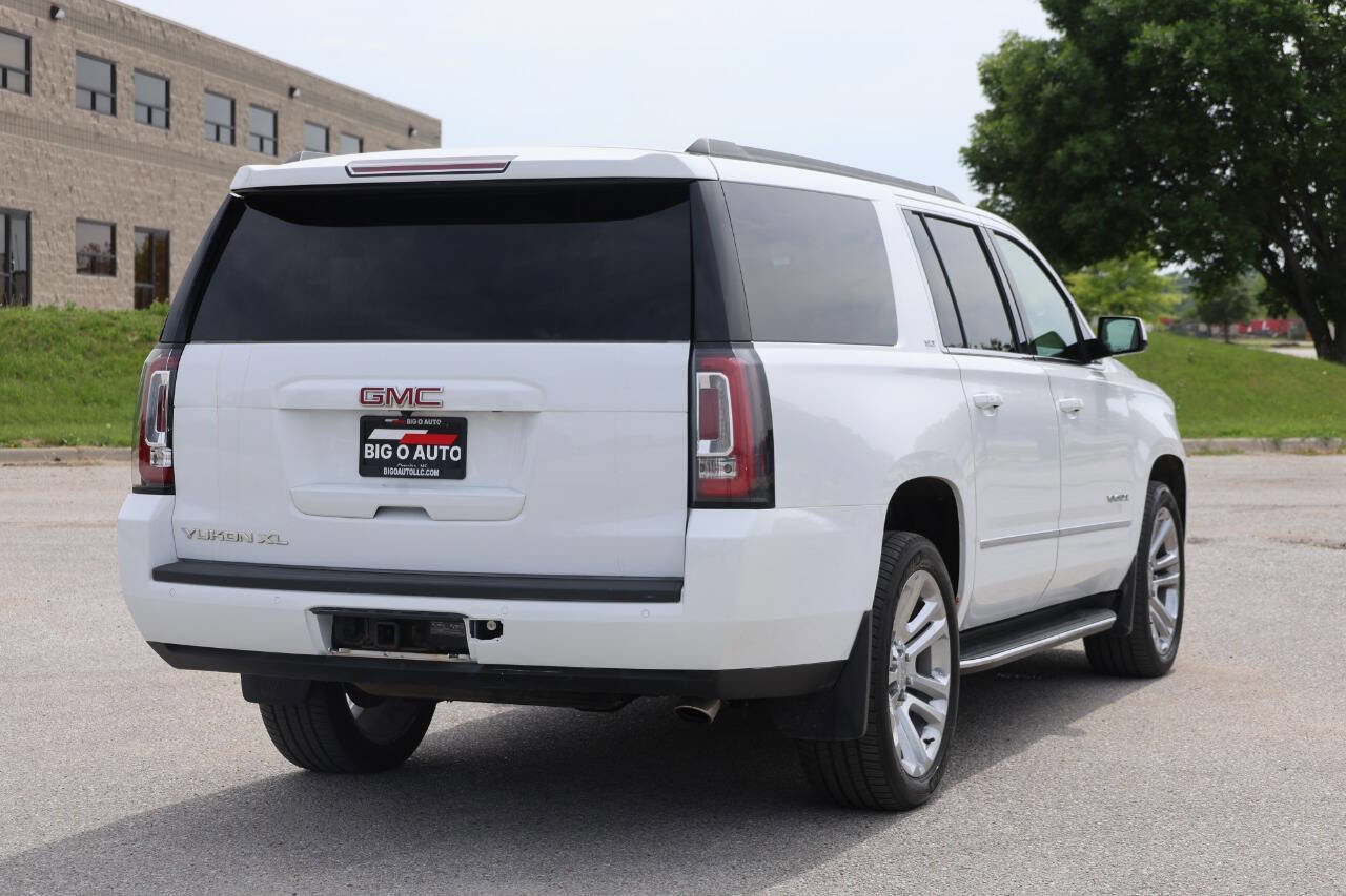 Used 2018 GMC Yukon XL SLT w/ Premium Edition image 9