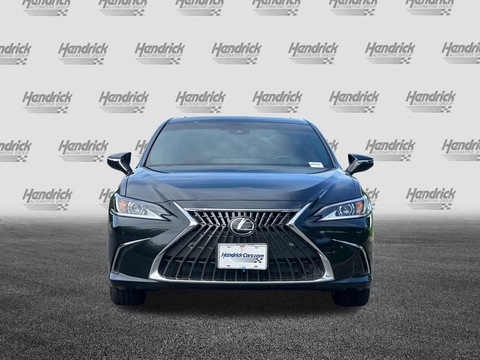 Certified 2025 Lexus ES 300h w/ Premium Package image 10