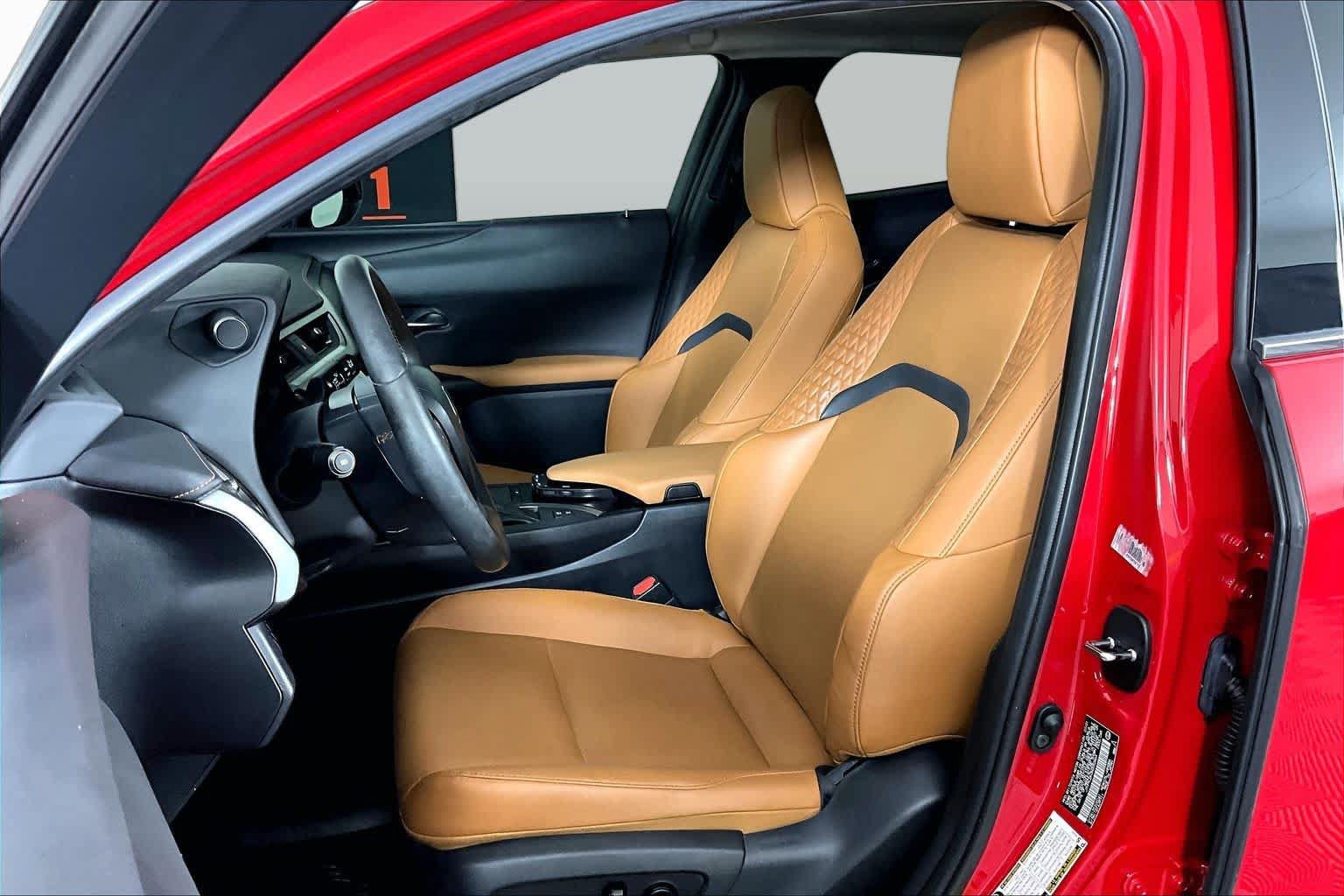 Used 2021 Lexus UX 250h w/ Premium Package AWD/4WD image 8