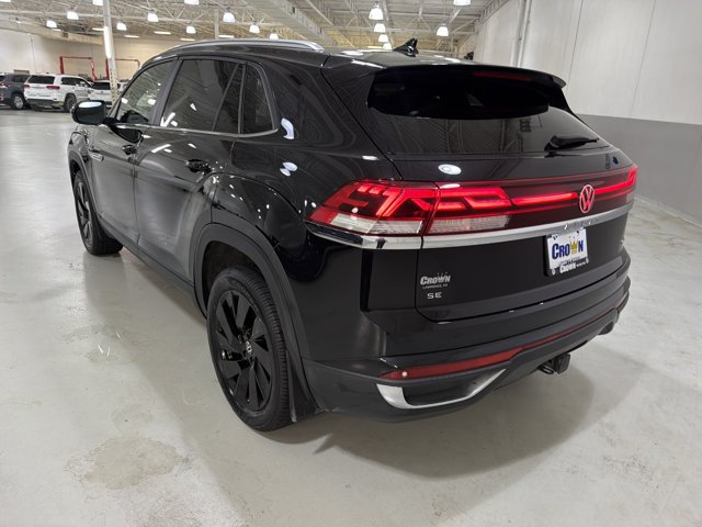 Used 2024 Volkswagen Atlas Cross Sport SE AWD/4WD image 6