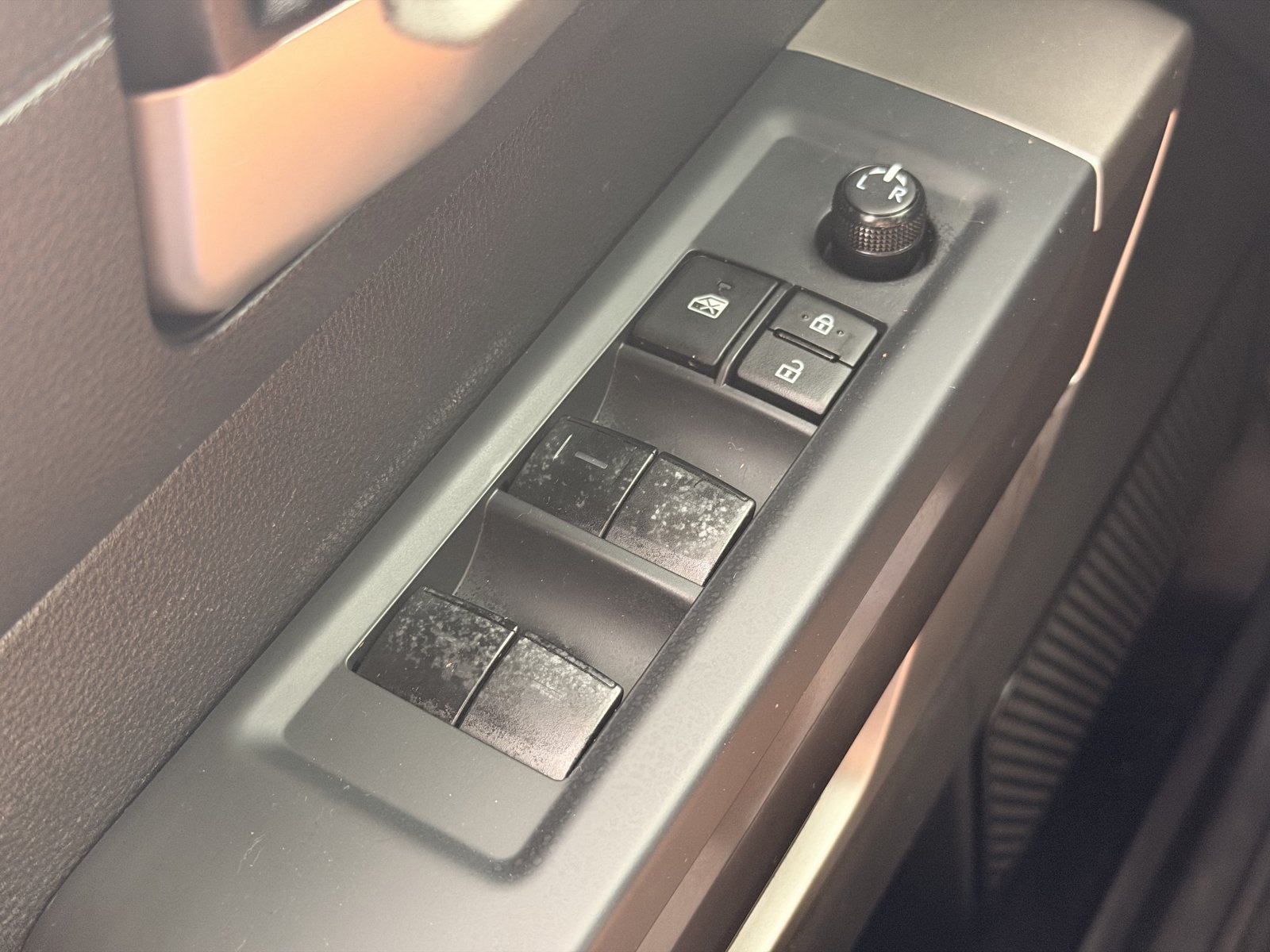 Used 2022 Toyota Tundra SR5 AWD/4WD image 18