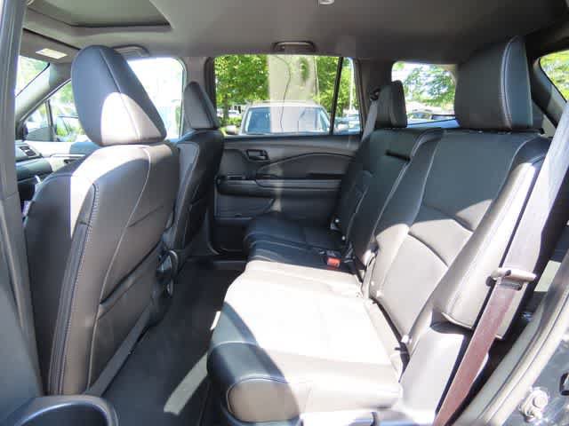 Certified 2023 Honda Passport EX-L image 12