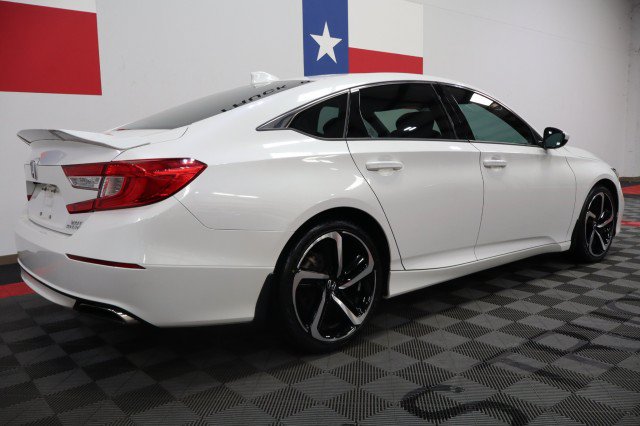 Used 2018 Honda Accord Sport image 20