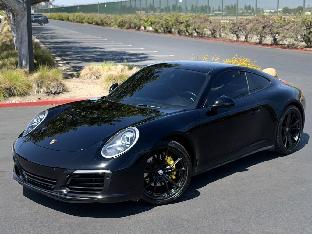 Used 2019 Porsche 911 Carrera 4 AWD/4WD image 16