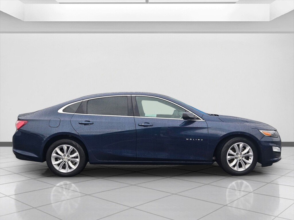 Used 2019 Chevrolet Malibu LT image 4