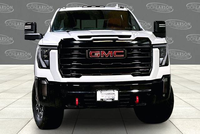 Used 2024 GMC Sierra 2500 AT4X AWD/4WD image 2