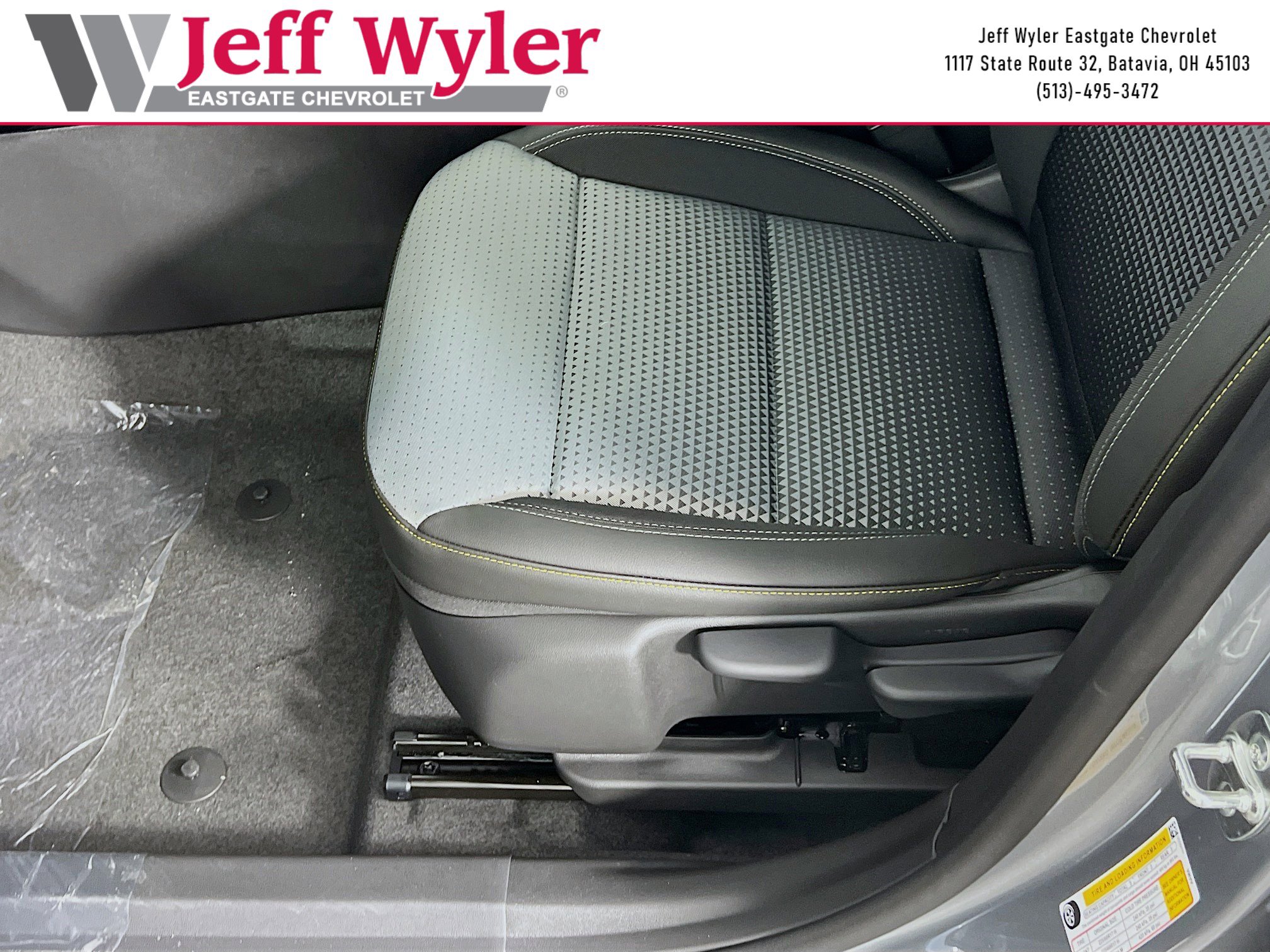 New 2026 Chevrolet Trax LT w/ LT Convenience Package FWD image 4