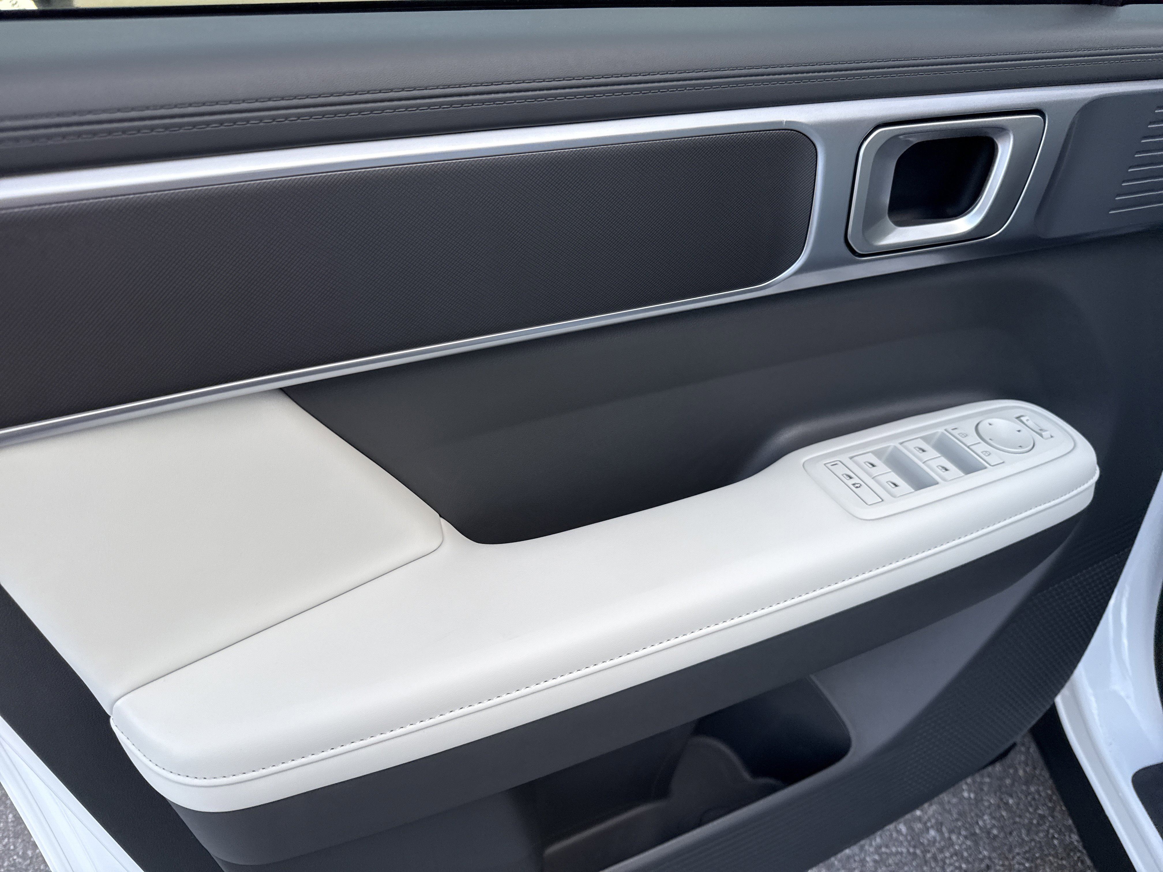 New 2026 Hyundai Santa Fe SEL image 7