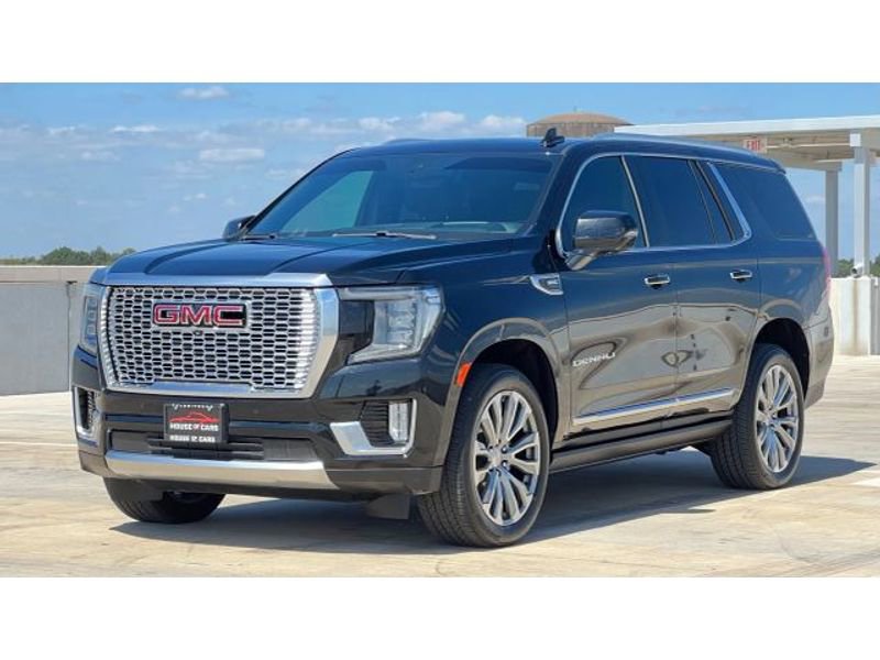 Used 2021 GMC Yukon Denali w/ Denali Premium Package image 3