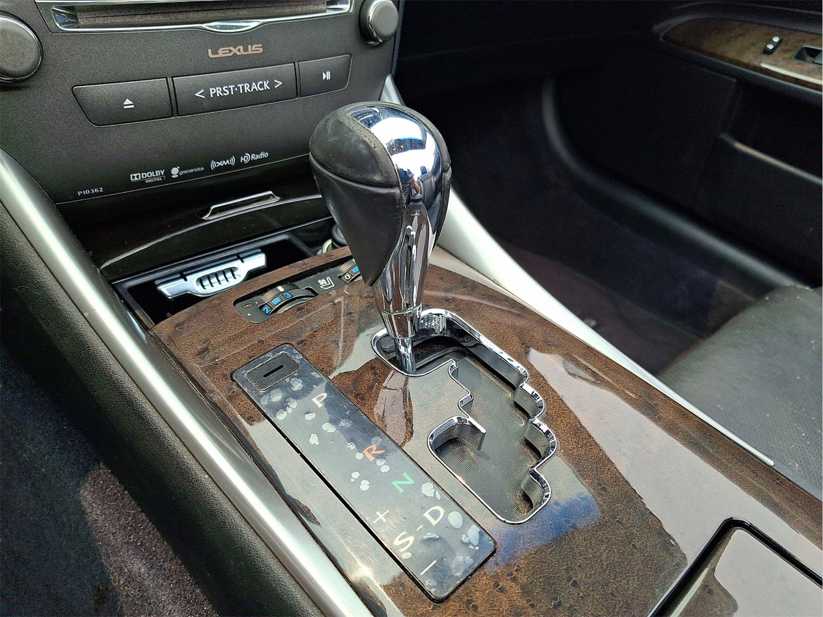Used 2013 Lexus IS 250C RWD image 12