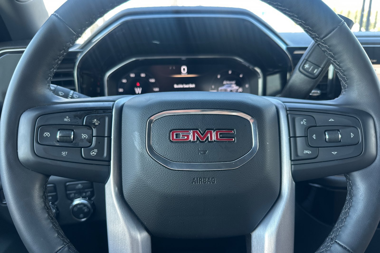 Used 2024 GMC Sierra 1500 SLE AWD/4WD image 33