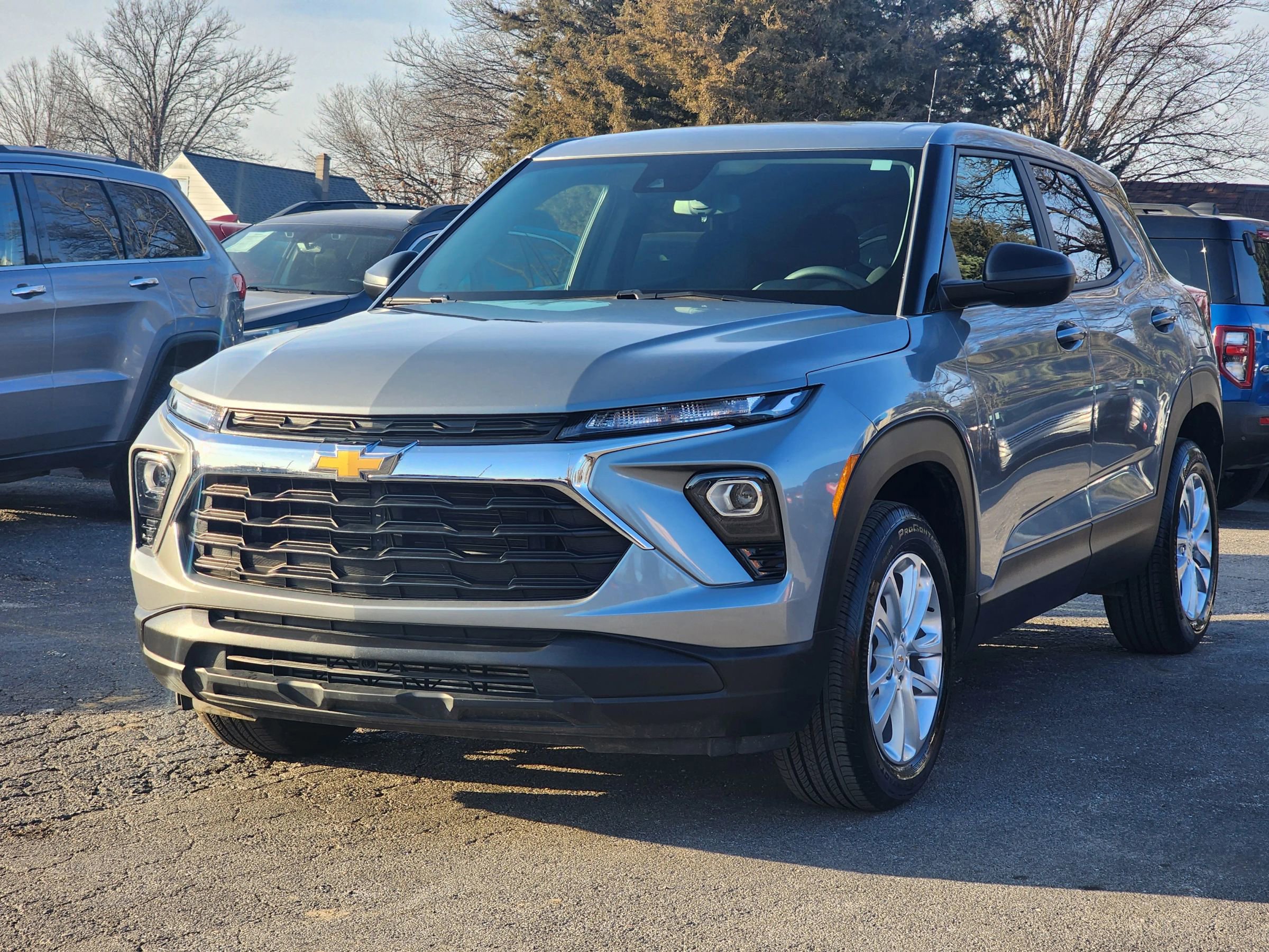 Used 2026 Chevrolet TrailBlazer LS w/ LS Convenience Package AWD/4WD image 3
