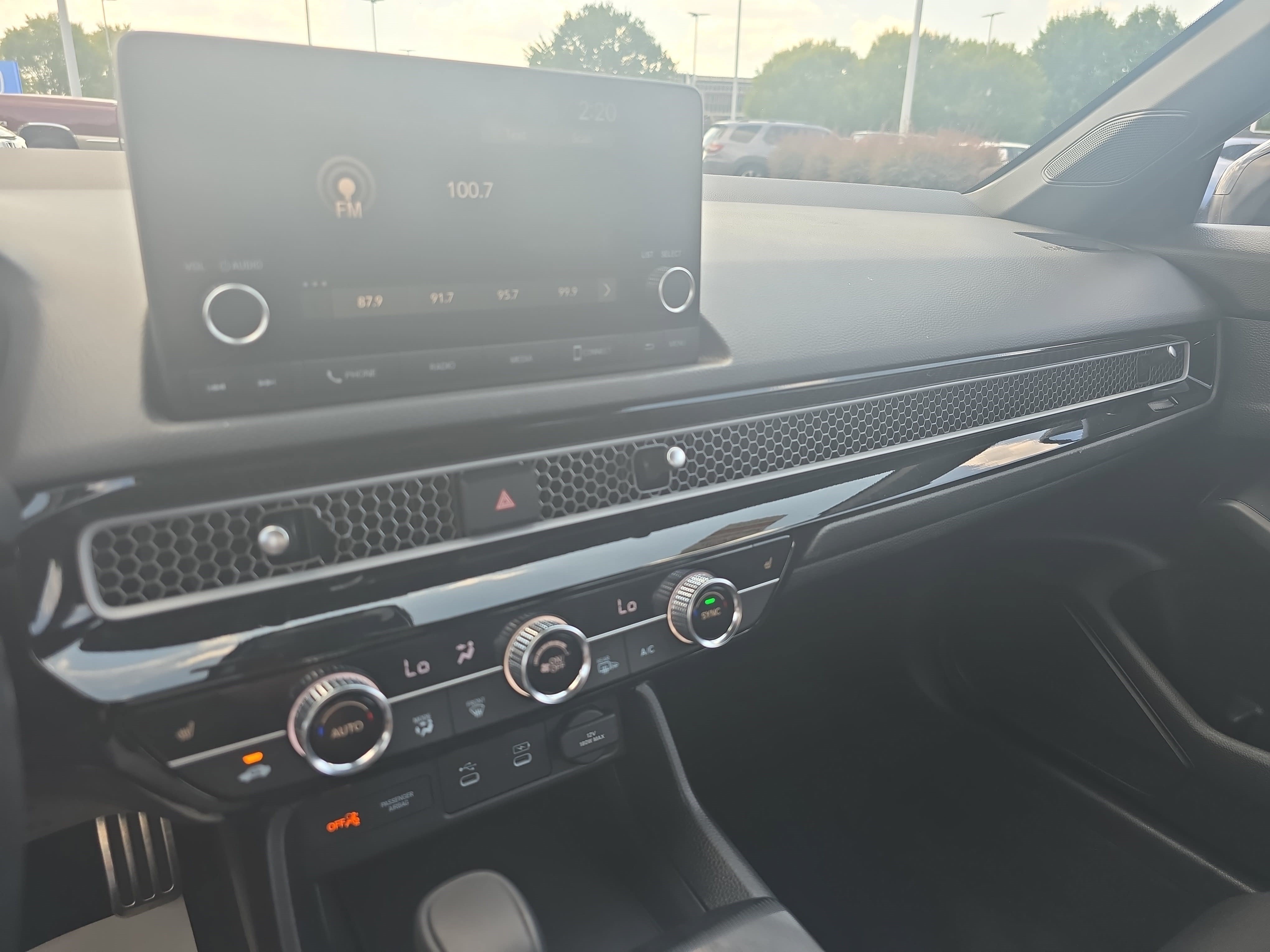 Used 2025 Honda Civic Sport image 19