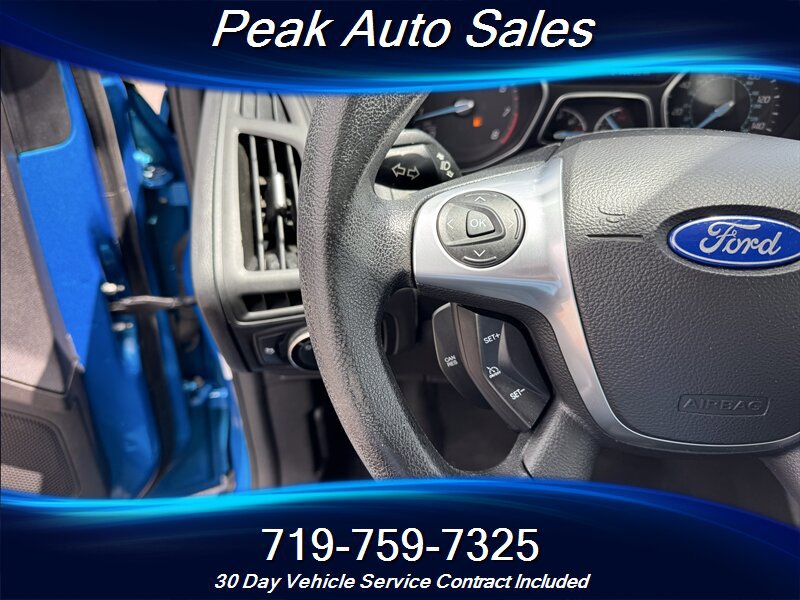 Used 2014 Ford Focus SE FWD image 14