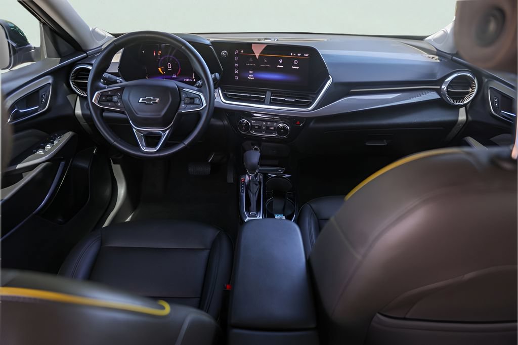 Used 2025 Chevrolet Trax ACTIV FWD image 26