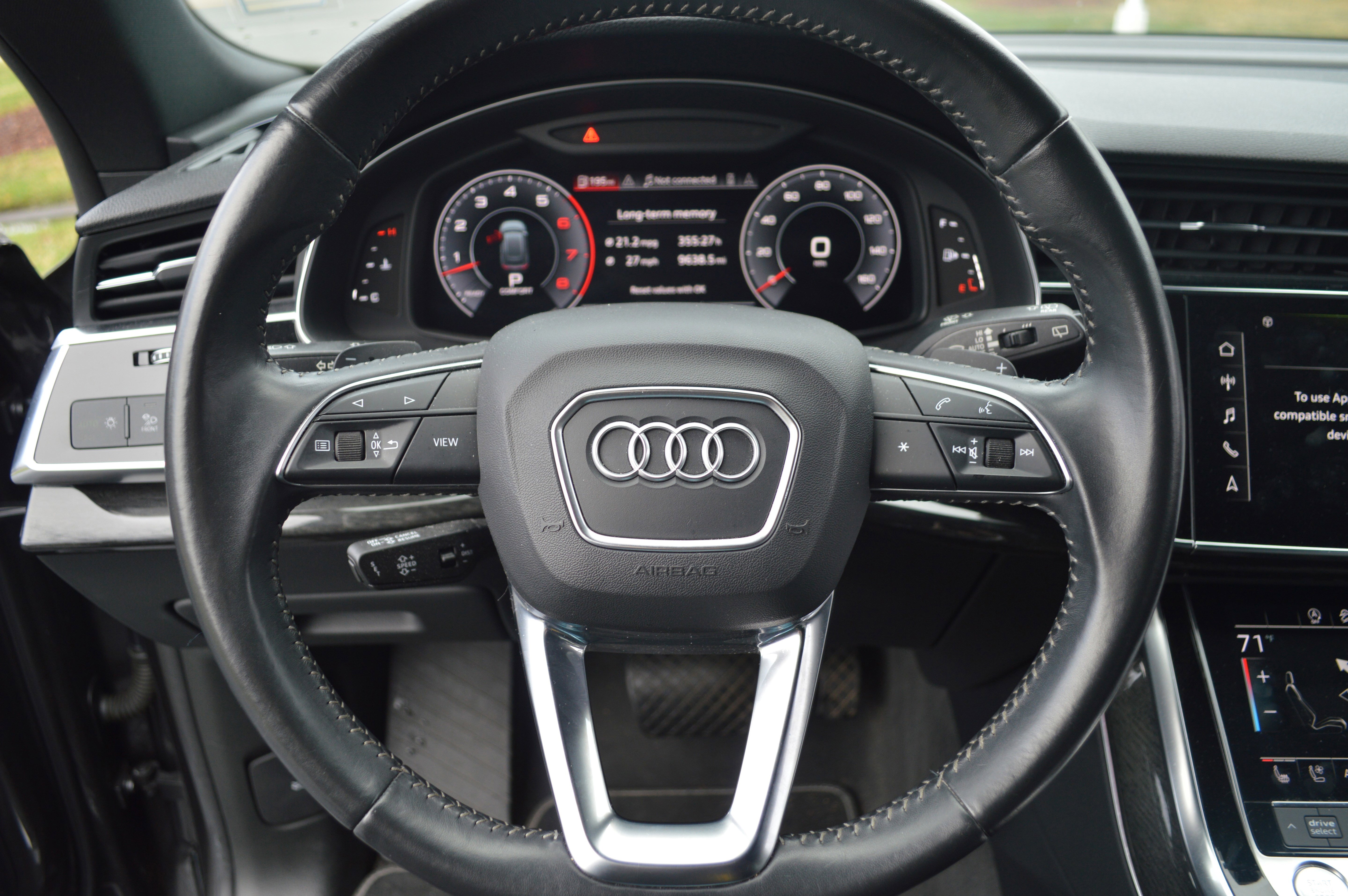 Used 2020 Audi Q8 Premium Plus image 14