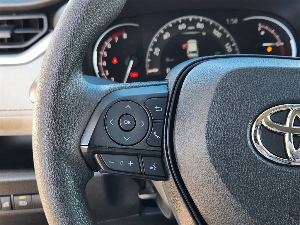 Used 2023 Toyota RAV4 XLE image 8